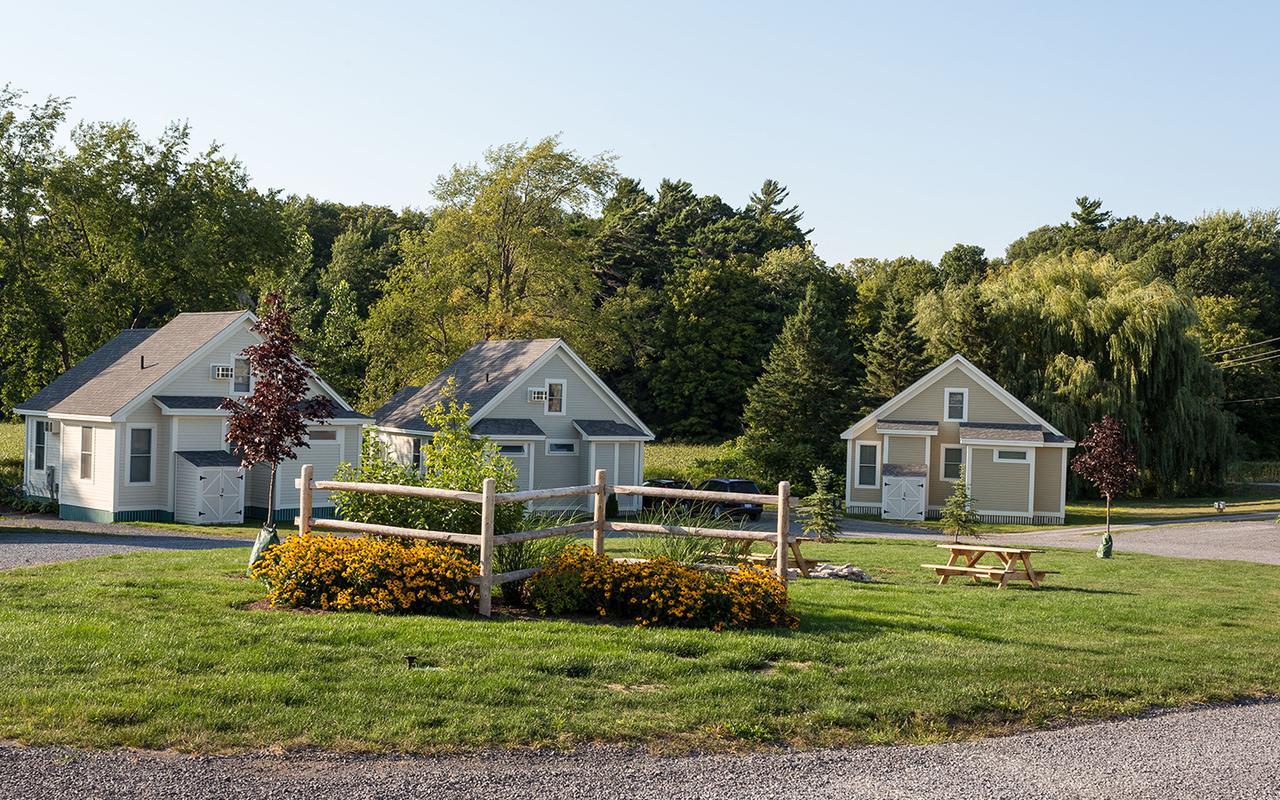 Sandbanks Summer Village Cottages Cherry Valley Exterior foto